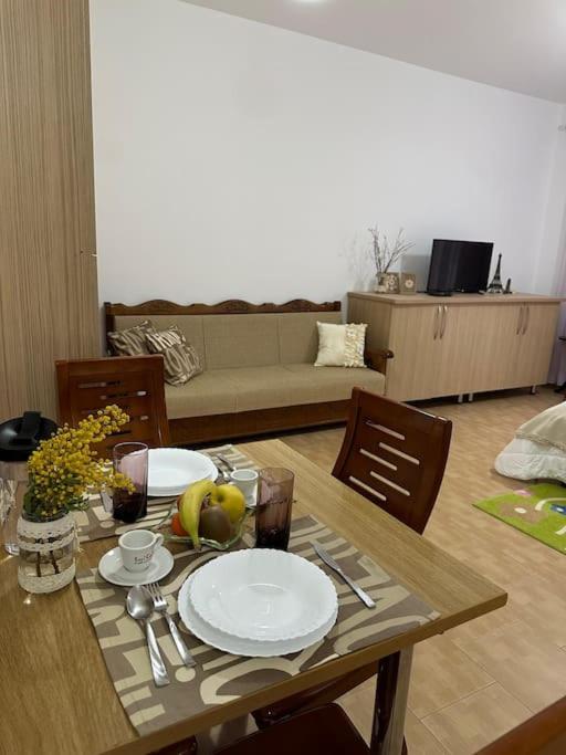 Studio Of Shpresa Vlore Luaran gambar