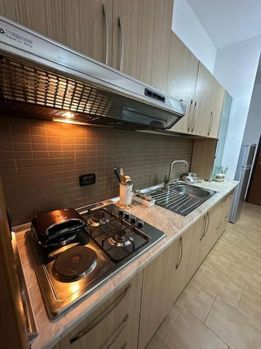 Studio Of Shpresa Vlore Luaran gambar